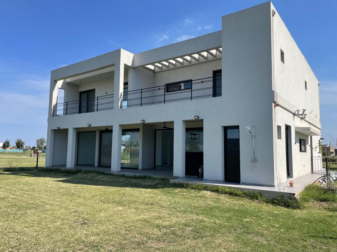 House in Puerto De Escobar