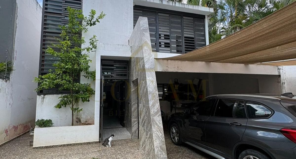 HOUSE FOR SALE IN CANCÚN, ÁLAMOS 1 AREA