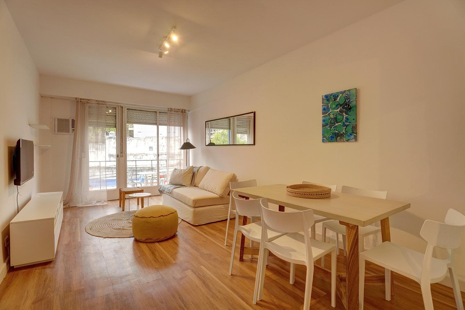 3-ROOM APARTMENT WITH BALCONY FOR SALE OR RENT IN RECOLETA