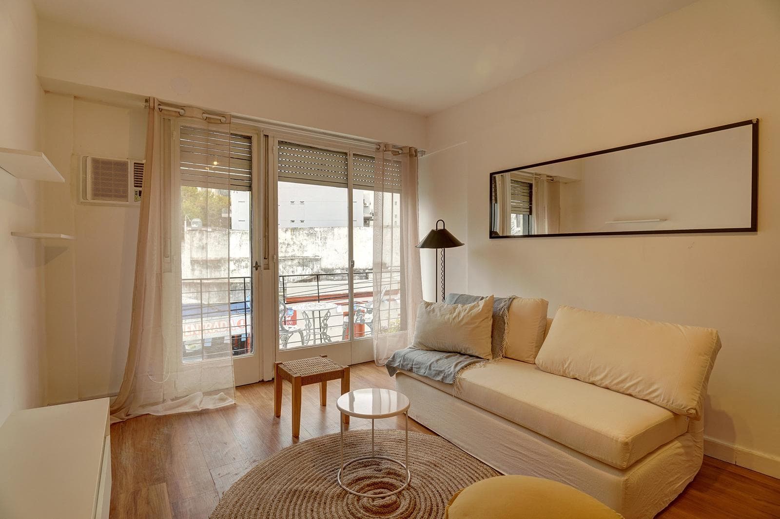 3-ROOM APARTMENT WITH BALCONY FOR SALE OR RENT IN RECOLETA