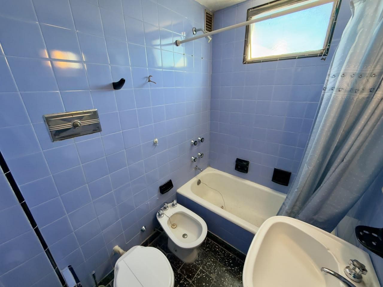 3-room apartment for sale with a balcony in Villa Mitre, Caba