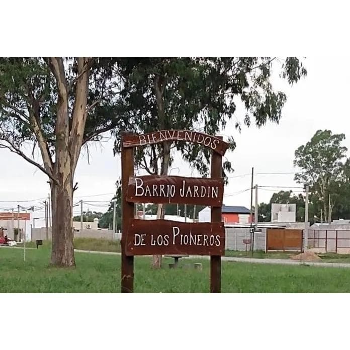 Land for Sale in Campana, Jardin de los Pioneros Neighborhood