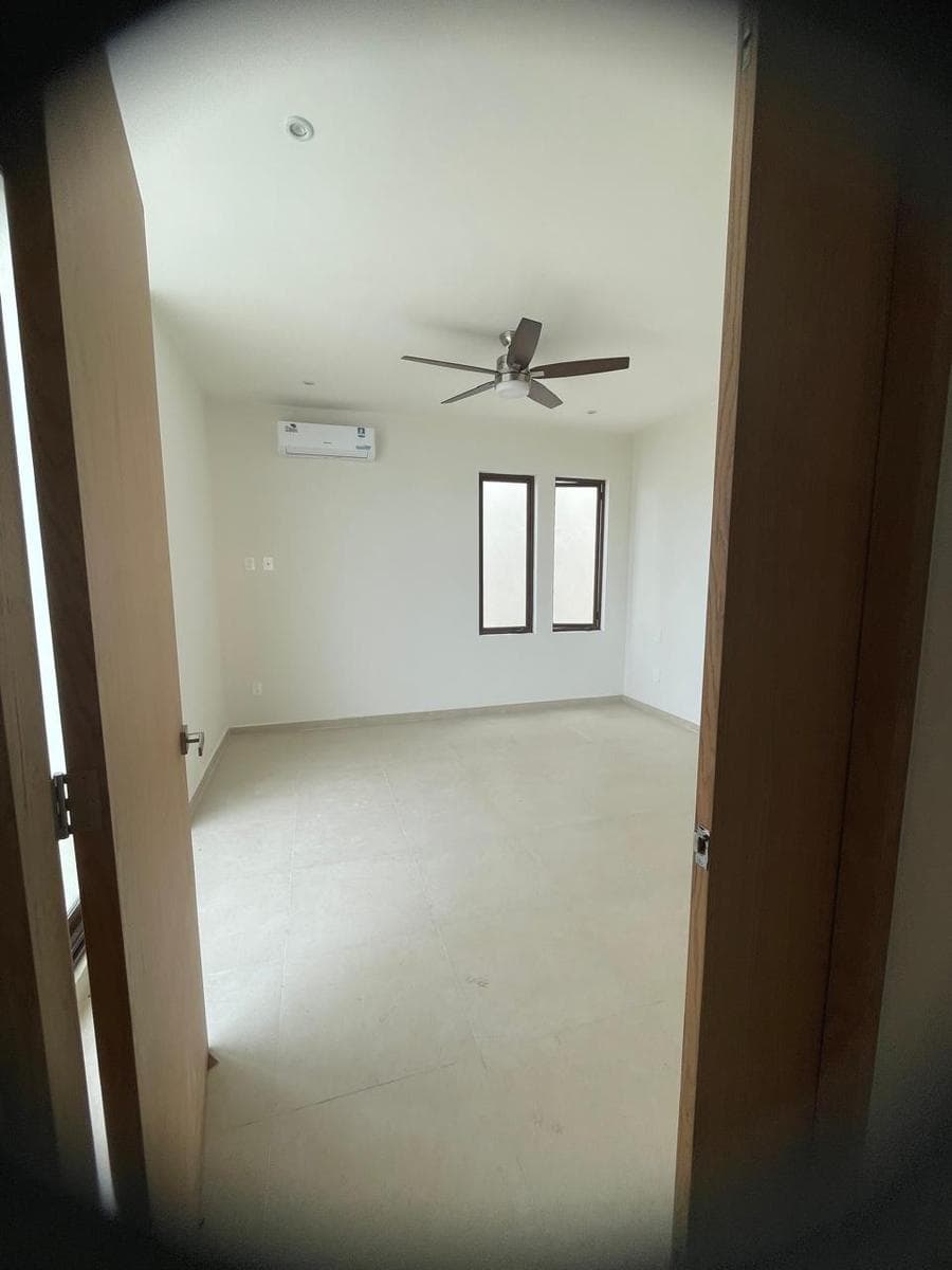 Beautiful house for sale on Via Cumbres, 3 bedrooms, pool, Cancún, Quintana Roo