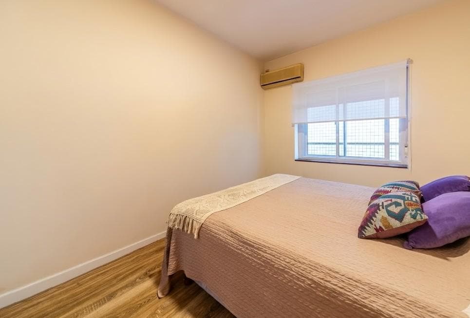 3-Bedroom Apartment for Sale in Palermo with Parking Space