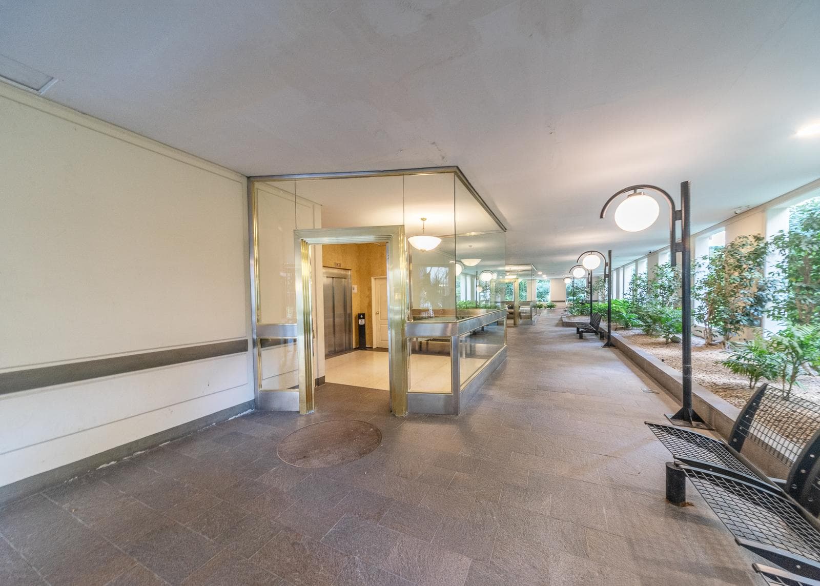 3-Bedroom Apartment for Sale in Palermo with Parking Space