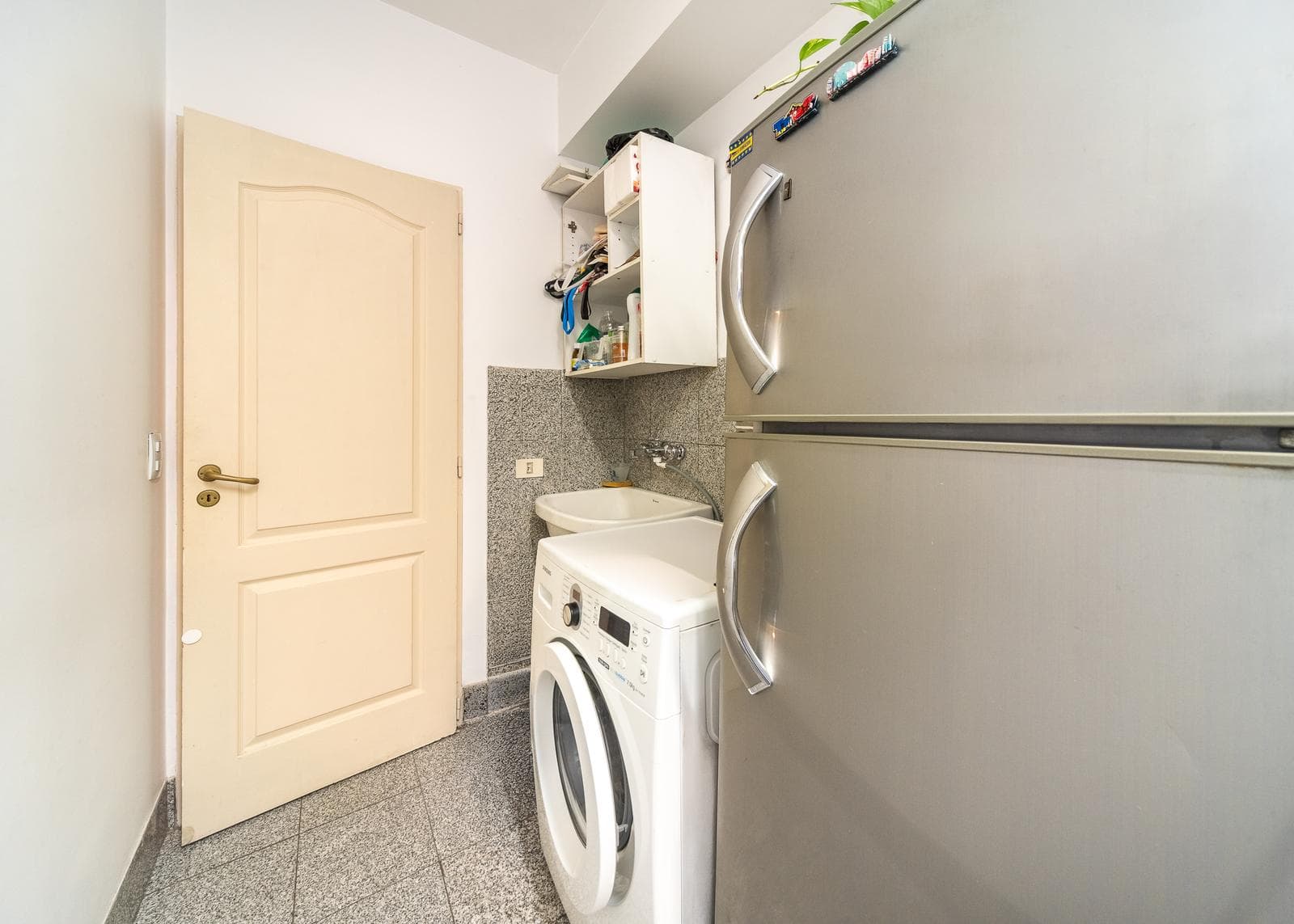 3-Bedroom Apartment for Sale in Palermo with Parking Space