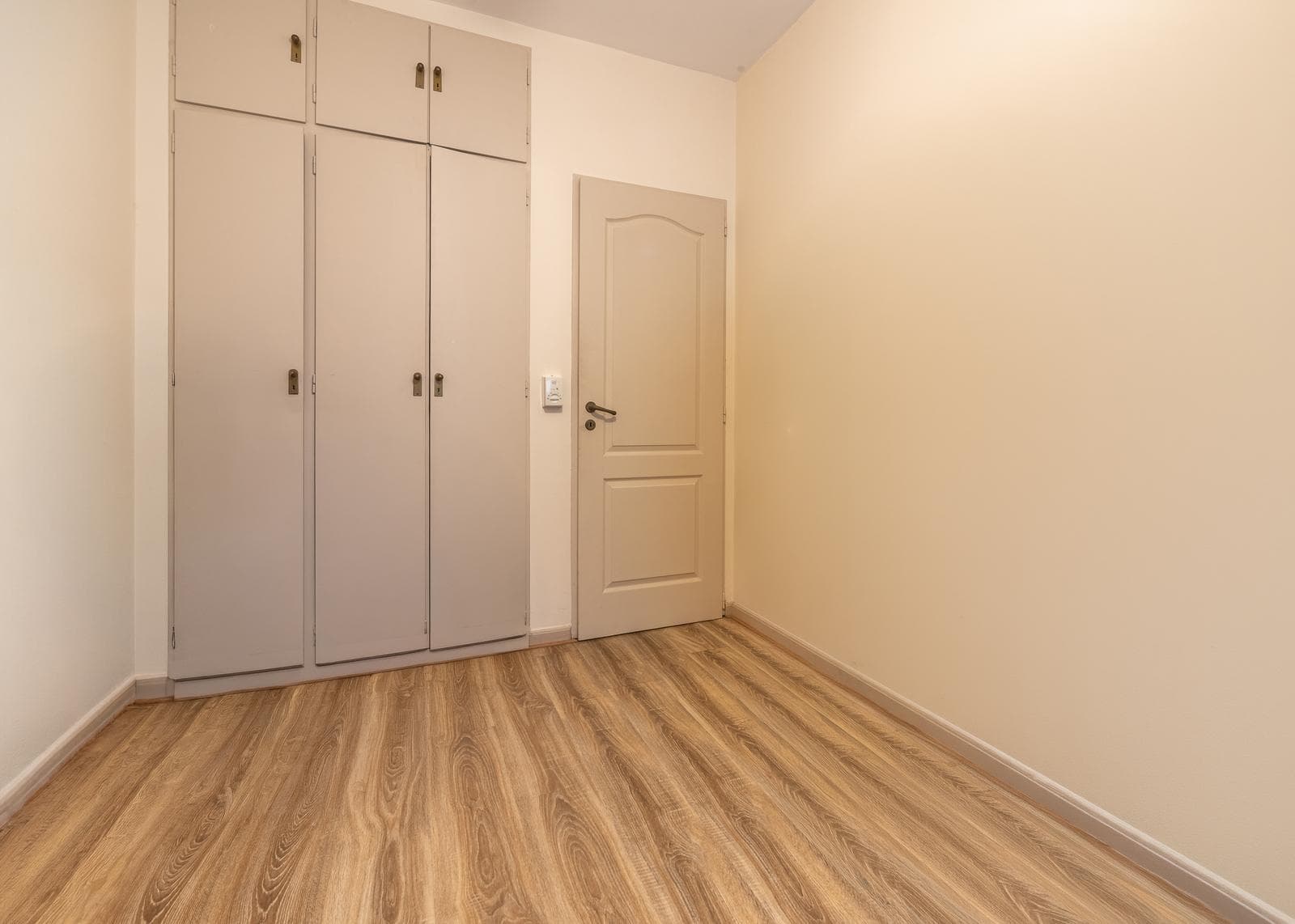 3-Bedroom Apartment for Sale in Palermo with Parking Space