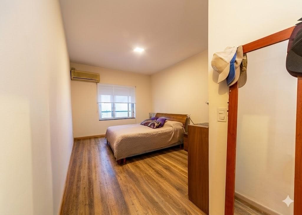 3-Bedroom Apartment for Sale in Palermo with Parking Space