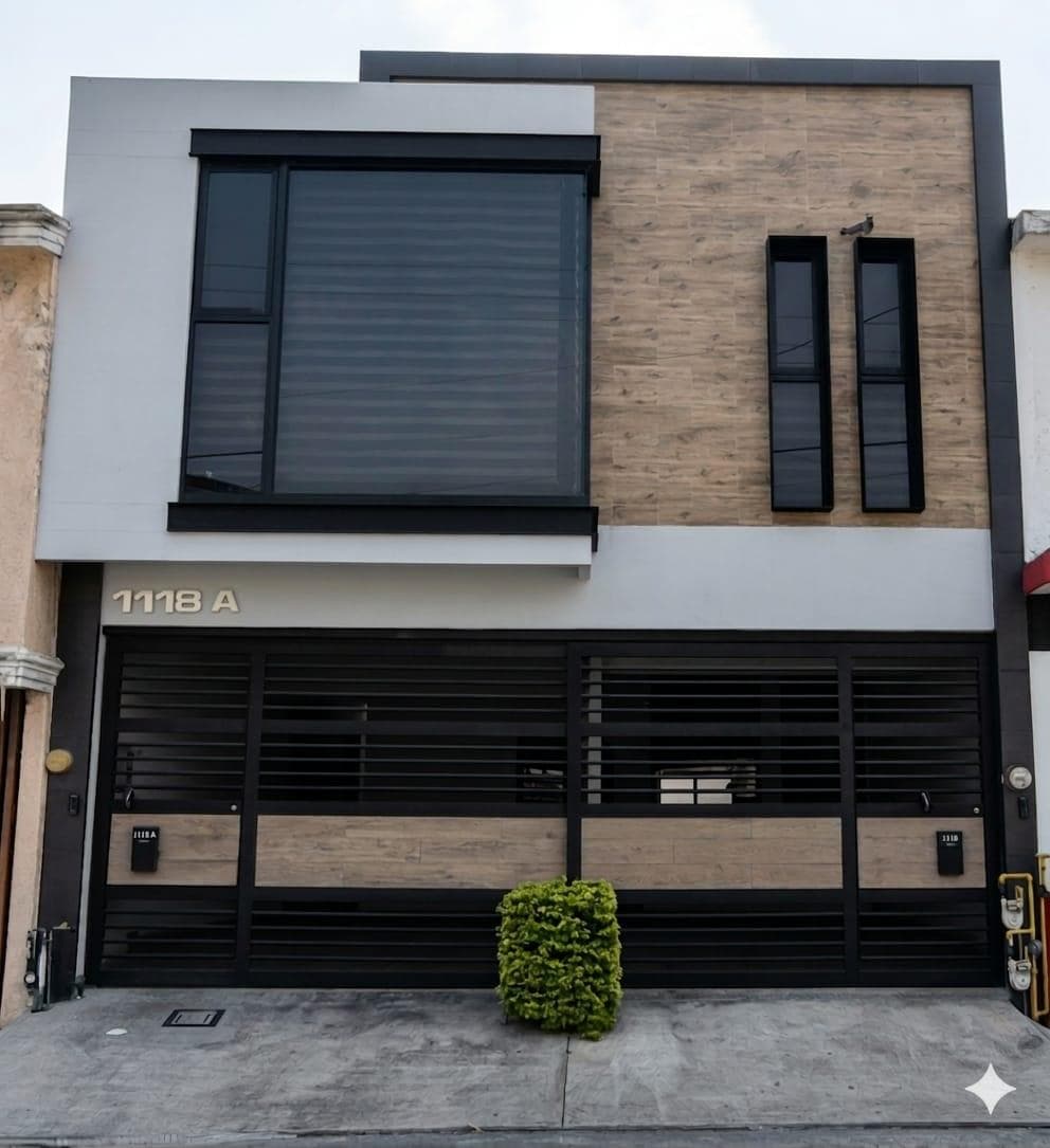 HOUSE FOR SALE IN THE TOWN CENTER OF SAN PEDRO GARZA GARCIA