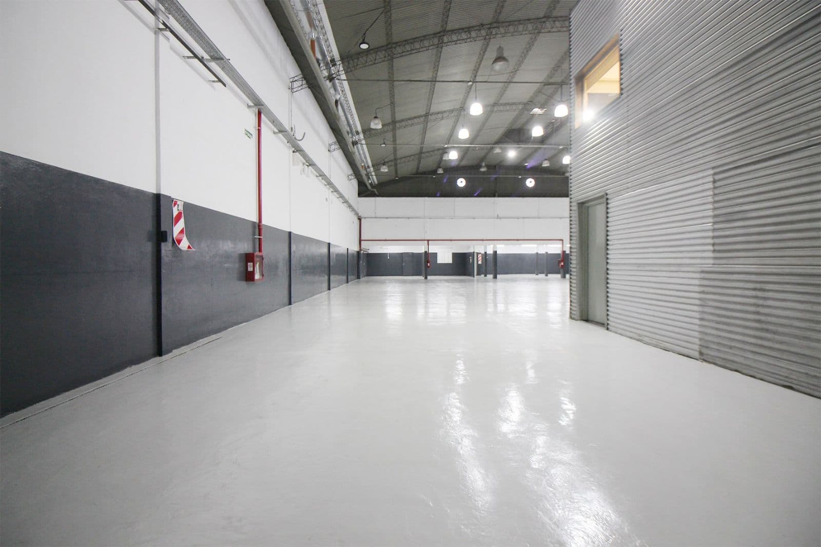 Warehouse for Rent in Monte Castro