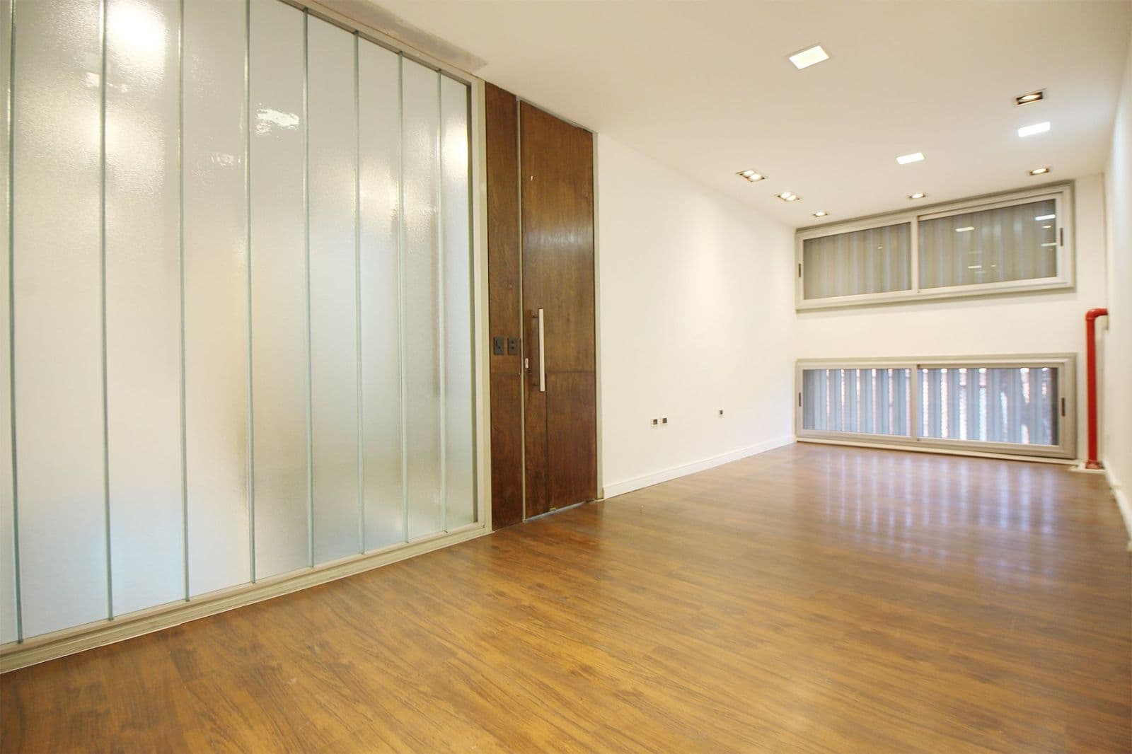 Warehouse for Rent in Monte Castro