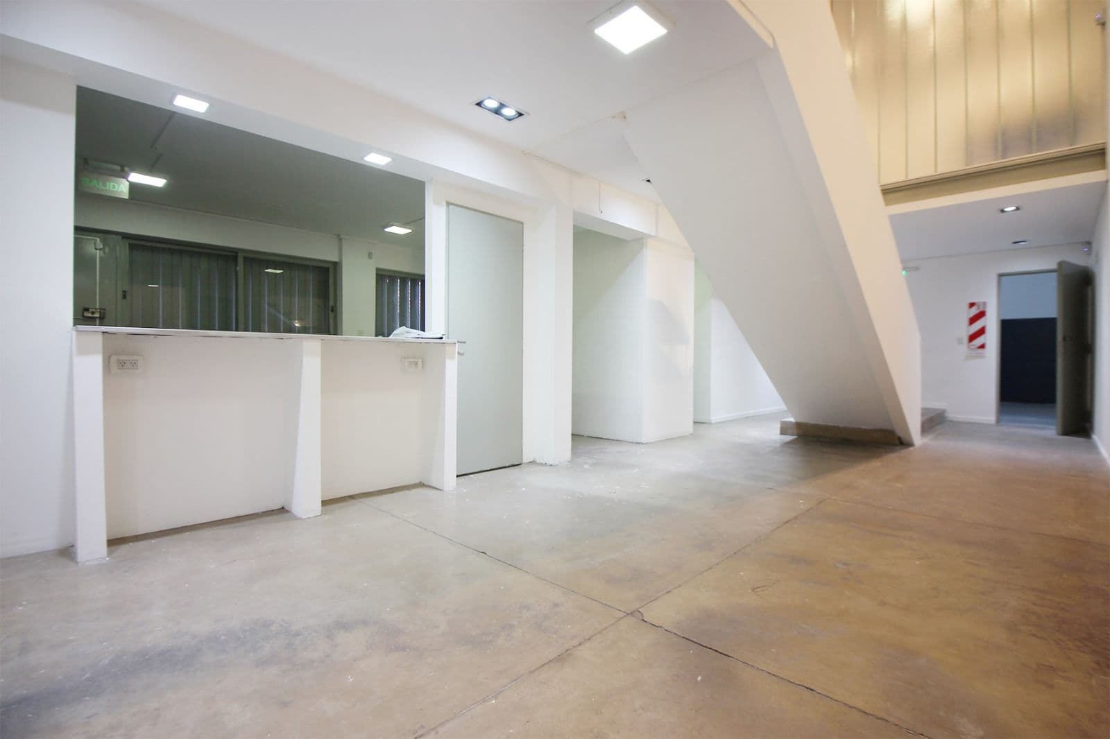 Warehouse for Rent in Monte Castro