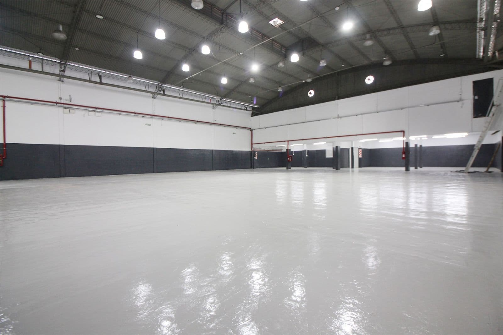 Warehouse for Rent in Monte Castro