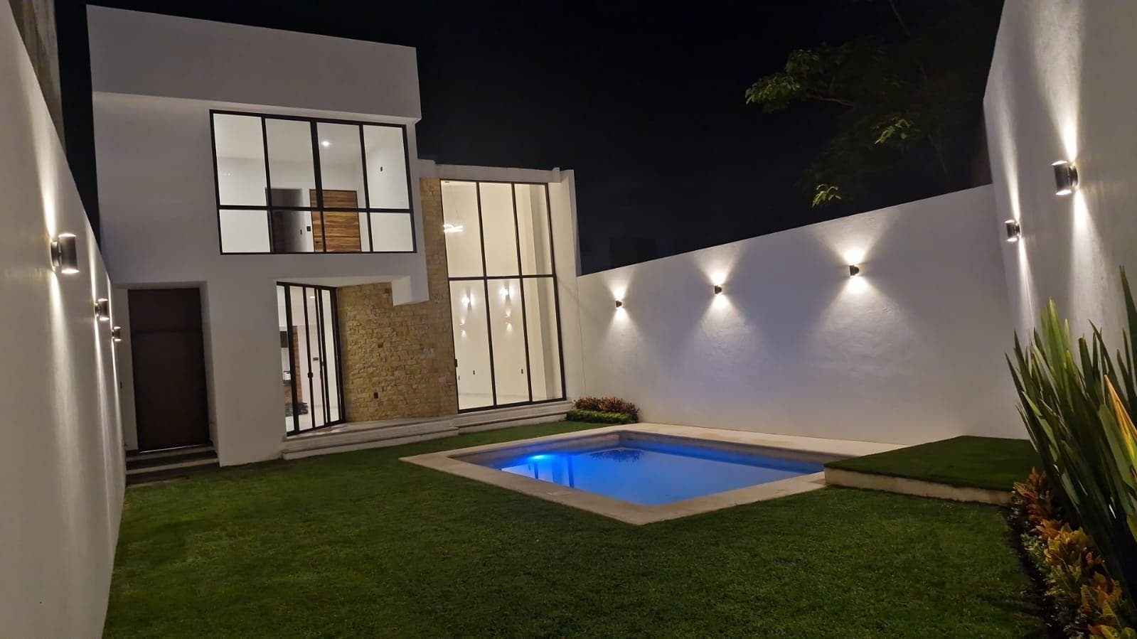 House for Sale in the Las Fincas Subdivision, Jiutepec, Morelos