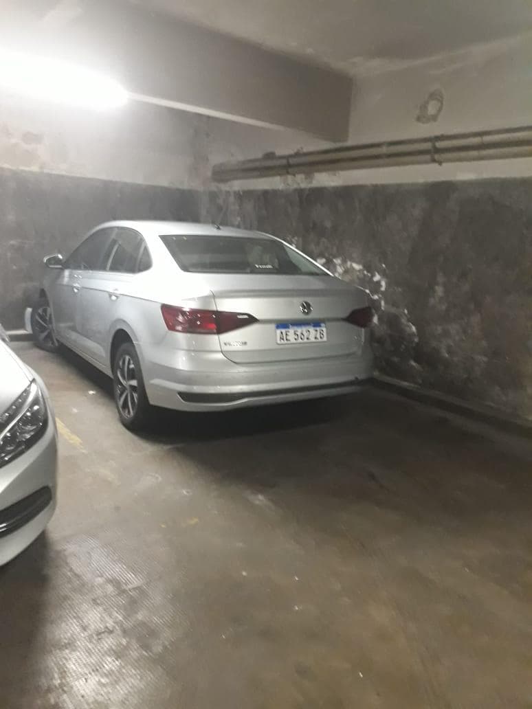 Garage in Abasto