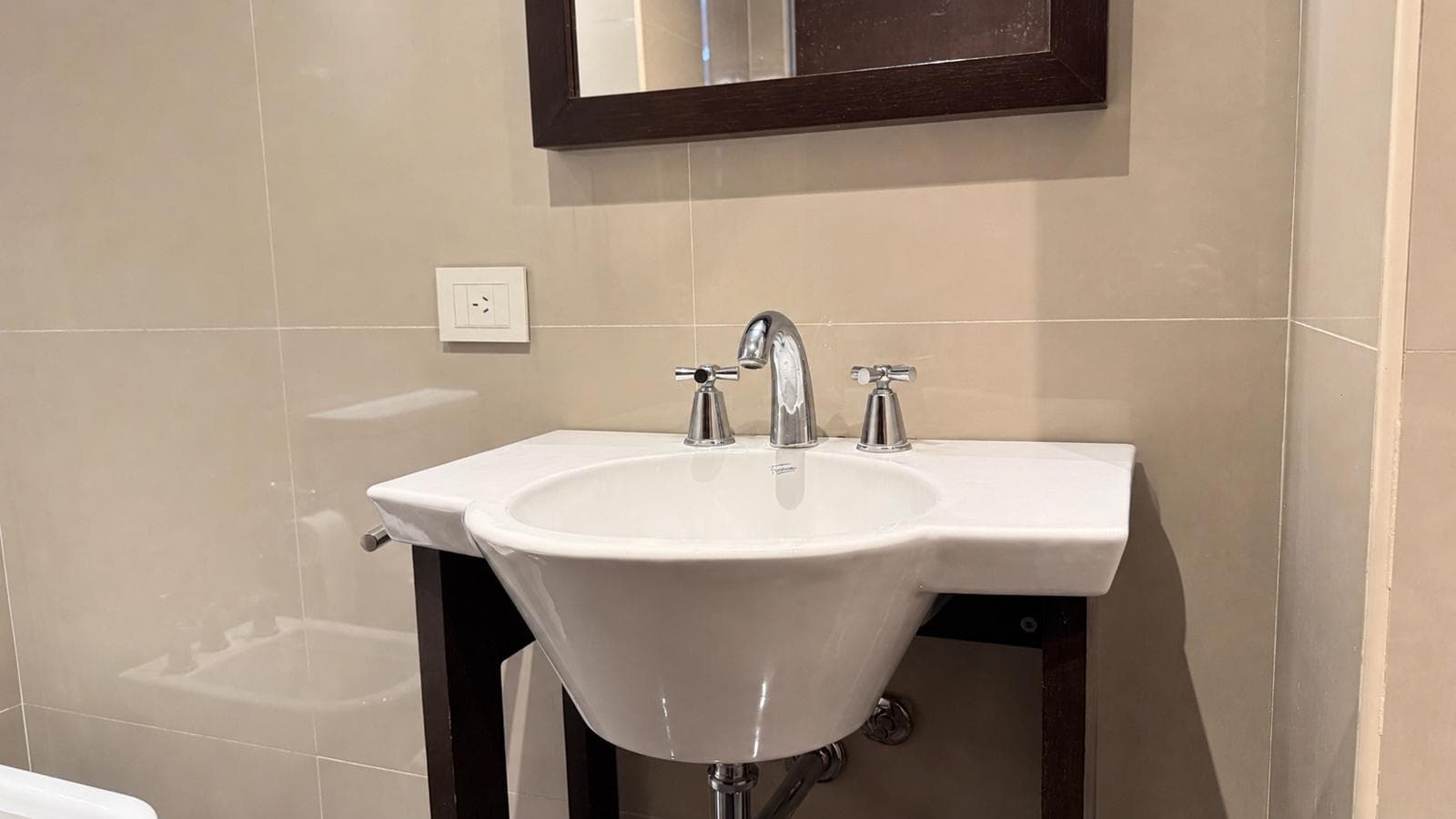 3-Bedroom Apartment for Sale with Terrace and Balcony in Villa Crespo