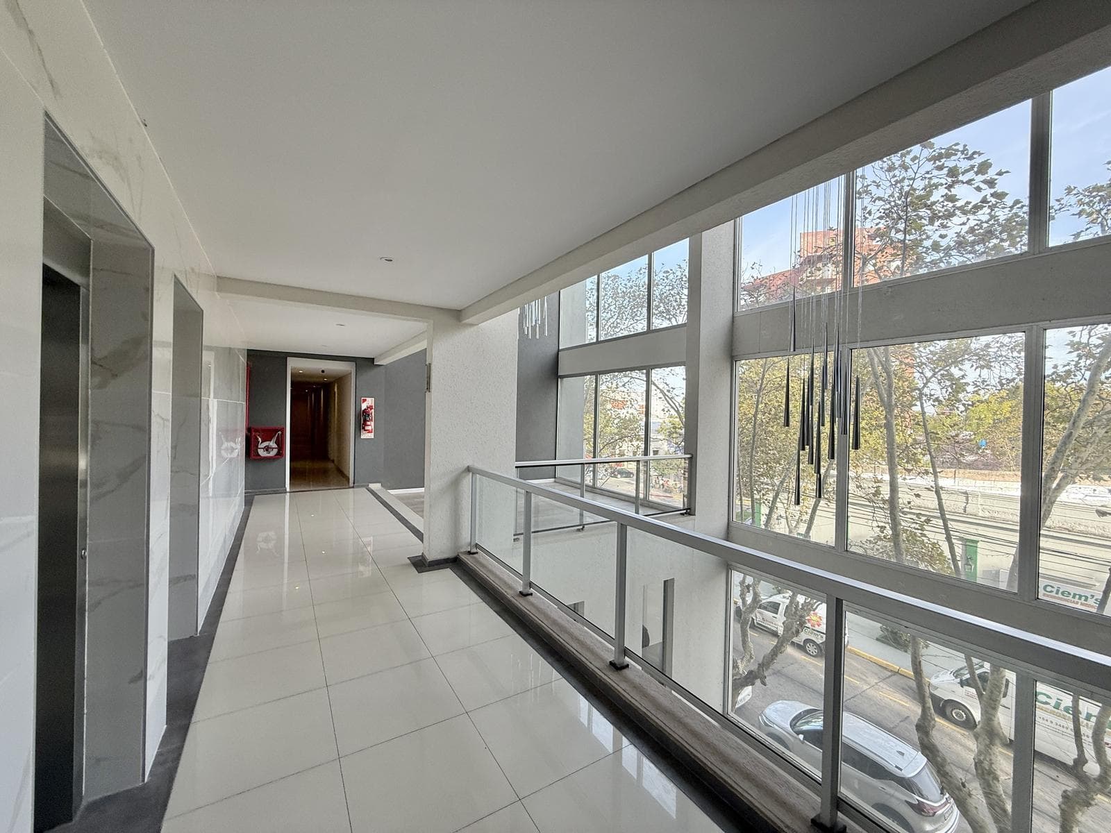 Spacious Office for Rent. 2 rooms, bathroom, and kitchen. Torre Italia. Right in the heart of Campana