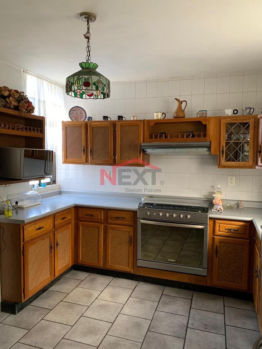 Casa de un piso equipada y amueblada, en venta Parques de la Cañada al sur de la ciudad