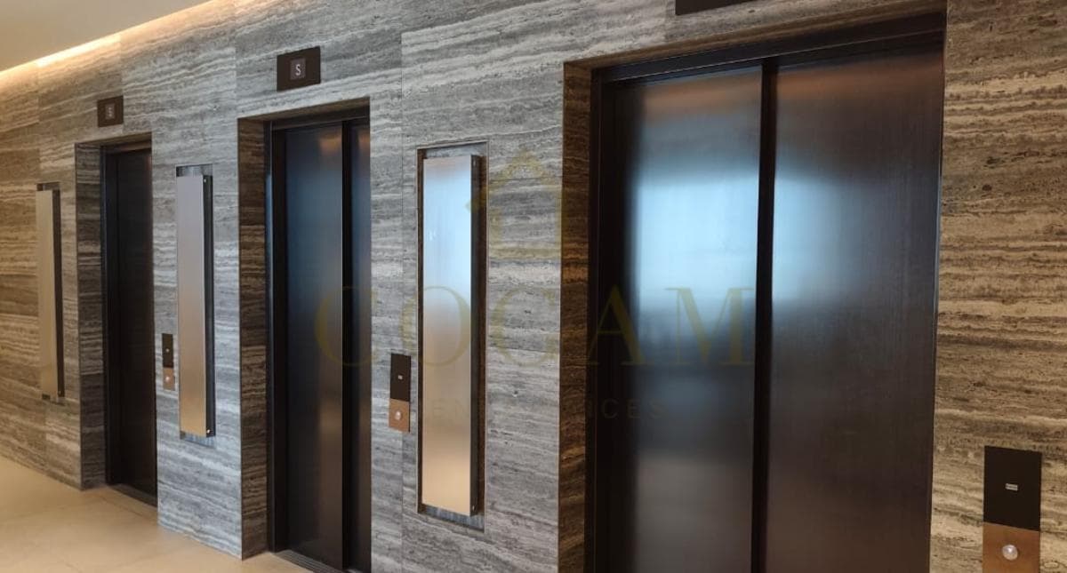 OFFICE FOR RENT IN PUERTO CANCUN: 161.36 M2 OPEN-PLAN SPACE