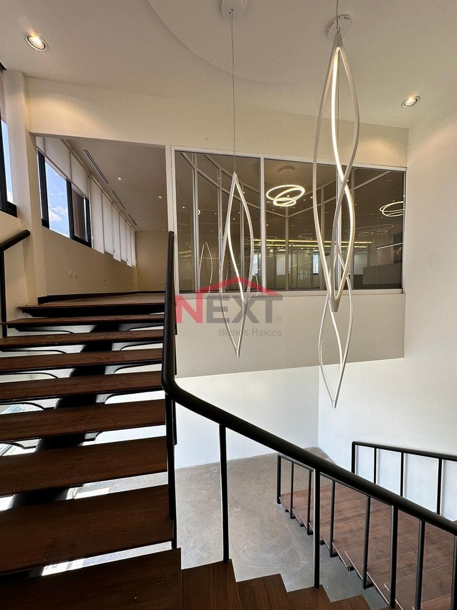 Fully furnished office for rent in Isidro Lopez
