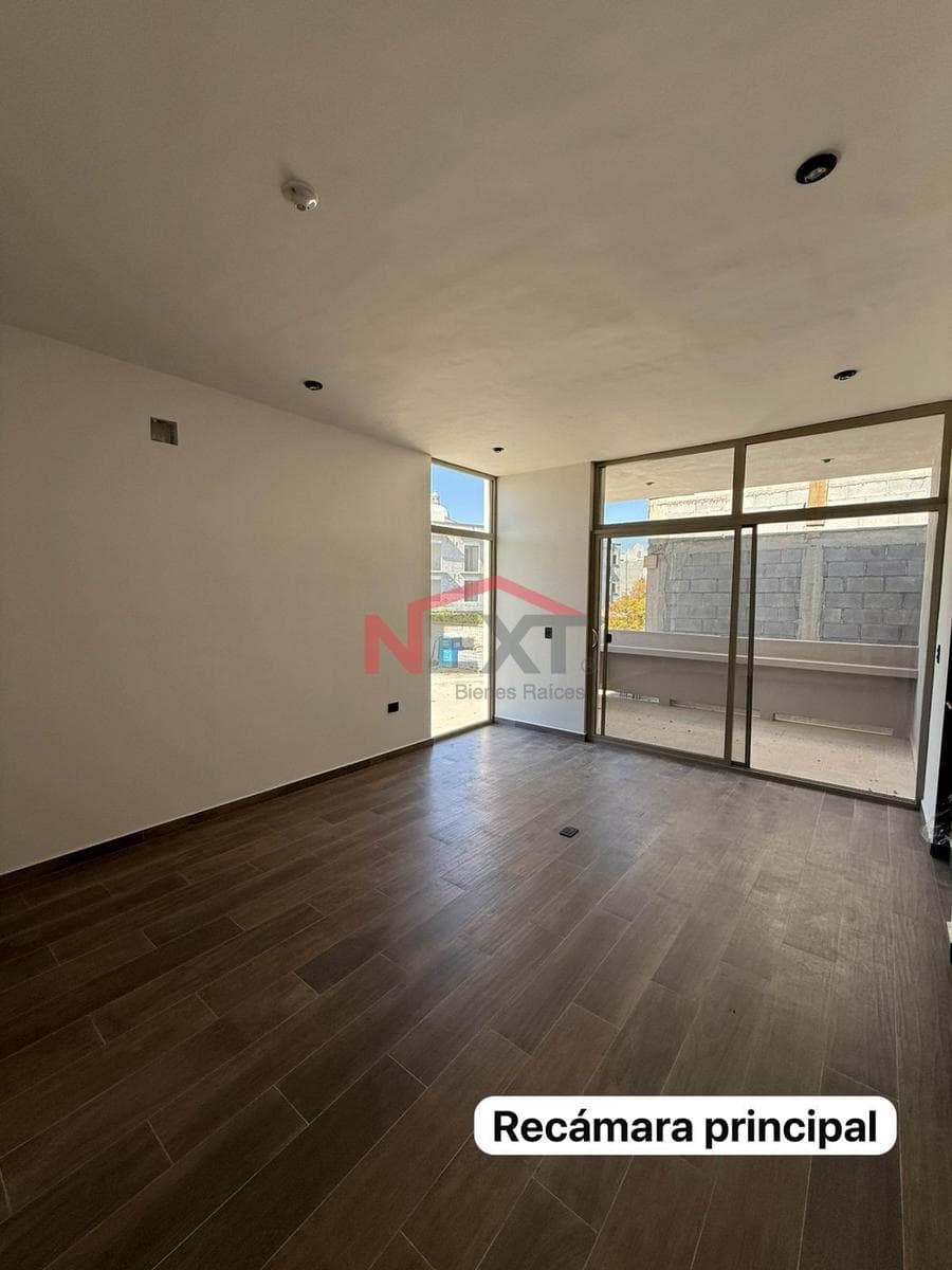 Casa en venta en privada Casa de Piedra (lote 8) al norte de la ciudad