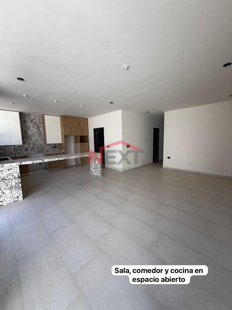 Casa en venta en privada Casa de Piedra (lote 8) al norte de la ciudad