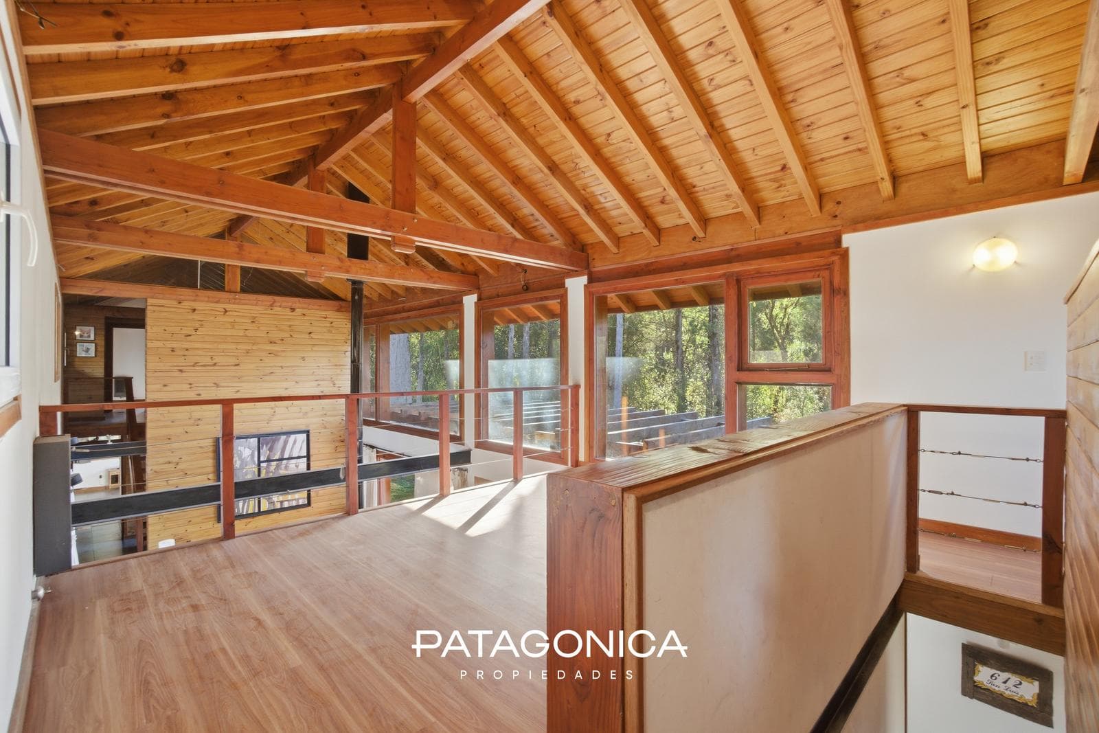 HOUSE FOR SALE in the Las Balsas neighborhood, 5 rooms, all utilities included.
