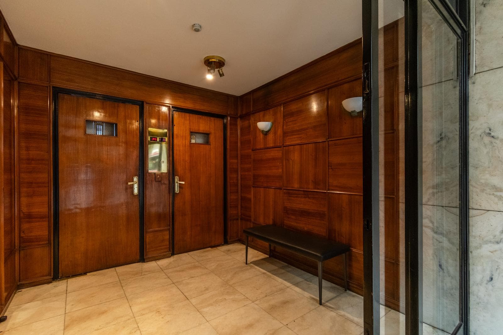Santa Fé and Esmeralda Avenues - 2-bedroom - Retiro - For Sale