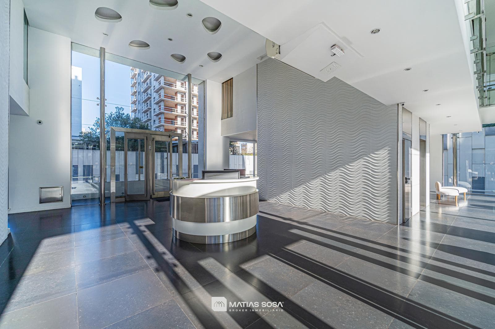 For Sale - 3-room apartment with underground parking - Financing Available - Boghoss
