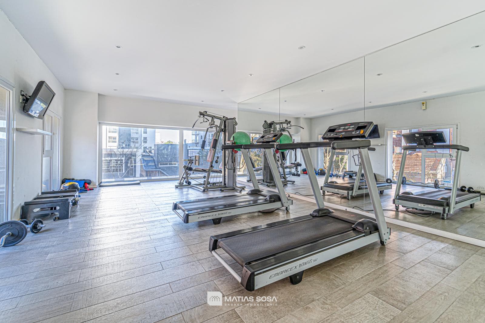 For Sale - 3-room apartment with underground parking - Financing Available - Boghoss