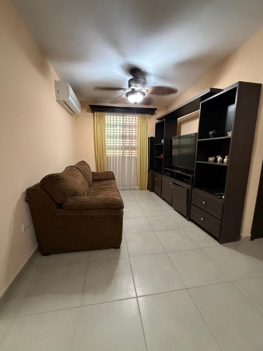 HOUSE FOR SALE IN GALERIAS DEL CAMINO REAL, GUADALUPE, N.L.