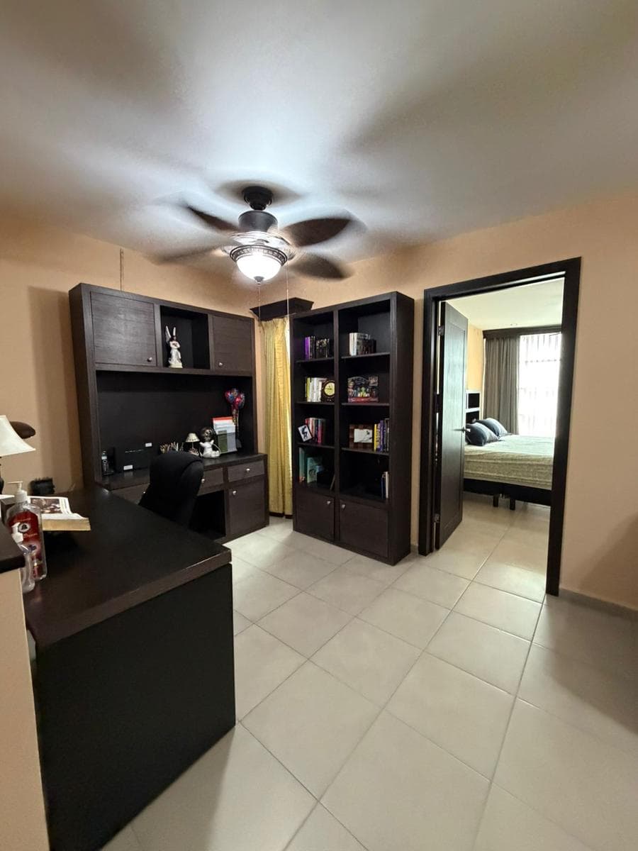 HOUSE FOR SALE IN GALERIAS DEL CAMINO REAL, GUADALUPE, N.L.