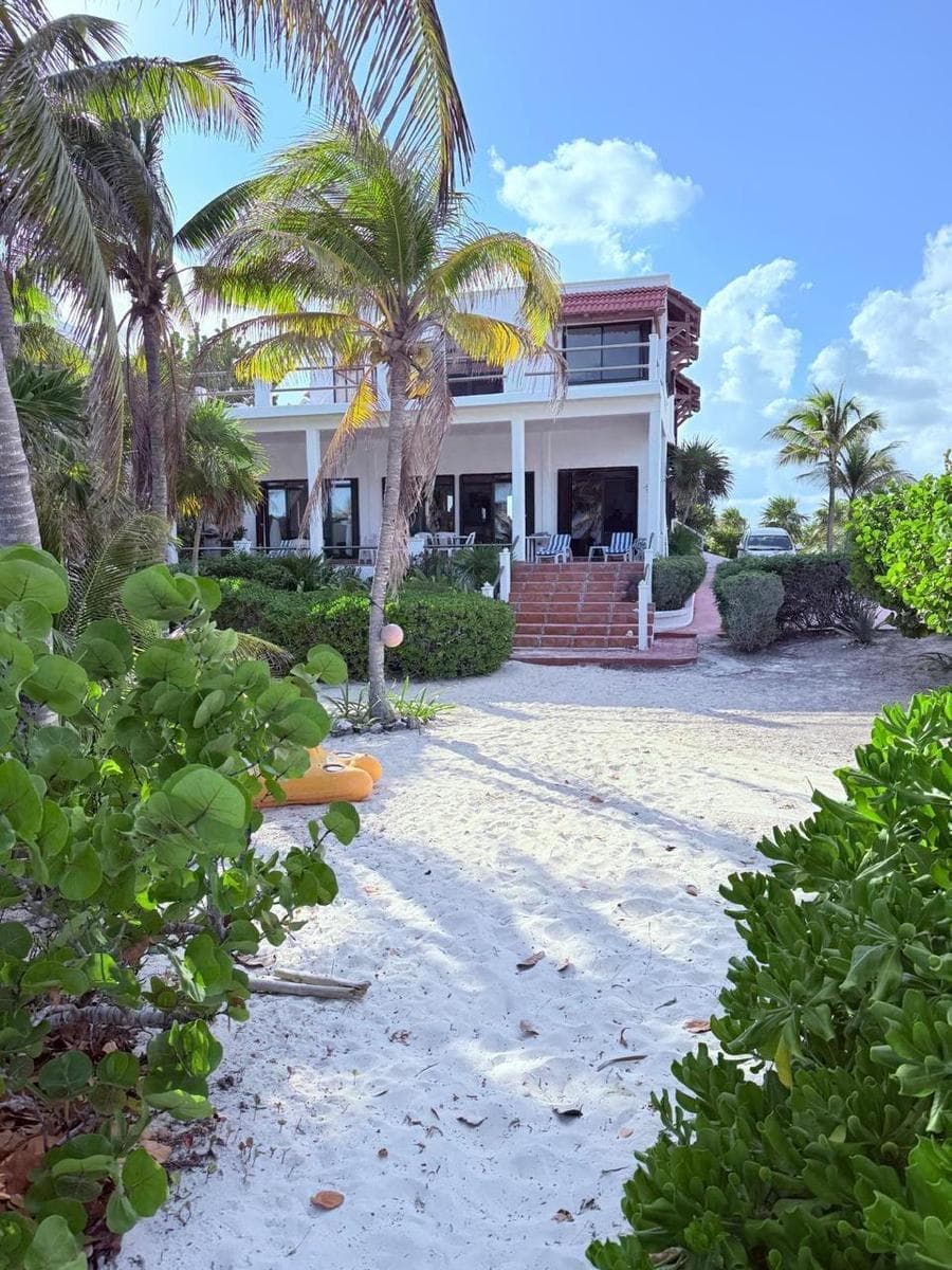 House for Sale on the Beachfront in Isla Blanca, Cancun