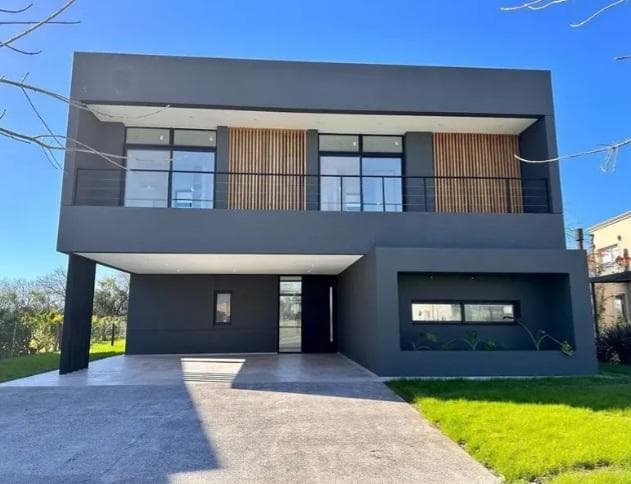 Venta Casa en Haras Santa Maria- Loma Verde- Escobar- GBA Norte