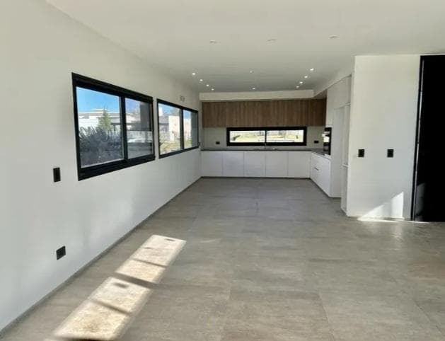 Venta Casa en Haras Santa Maria- Loma Verde- Escobar- GBA Norte