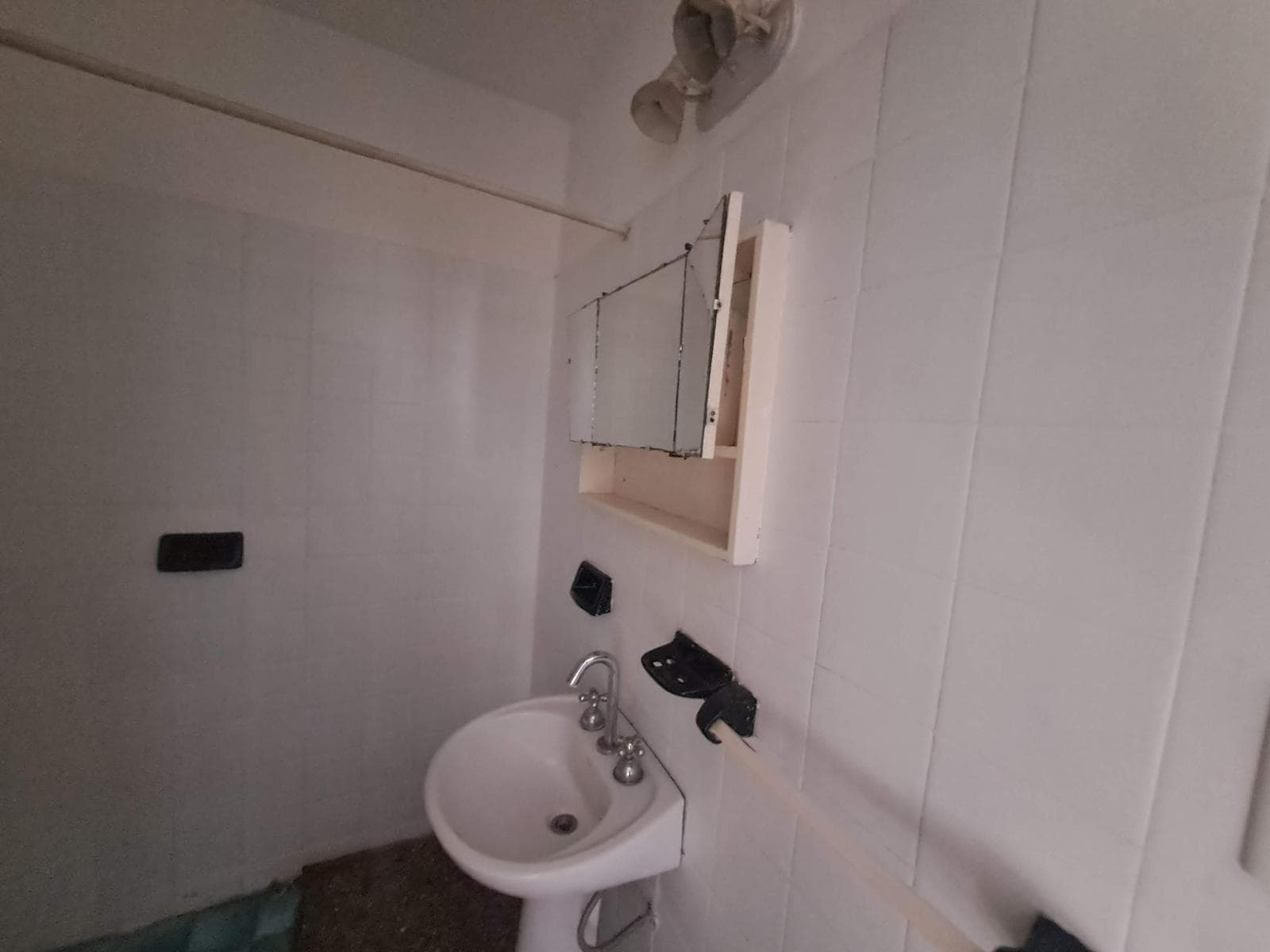 House for sale with 2 separate apartments - QUALIFIES FOR A MORTGAGE