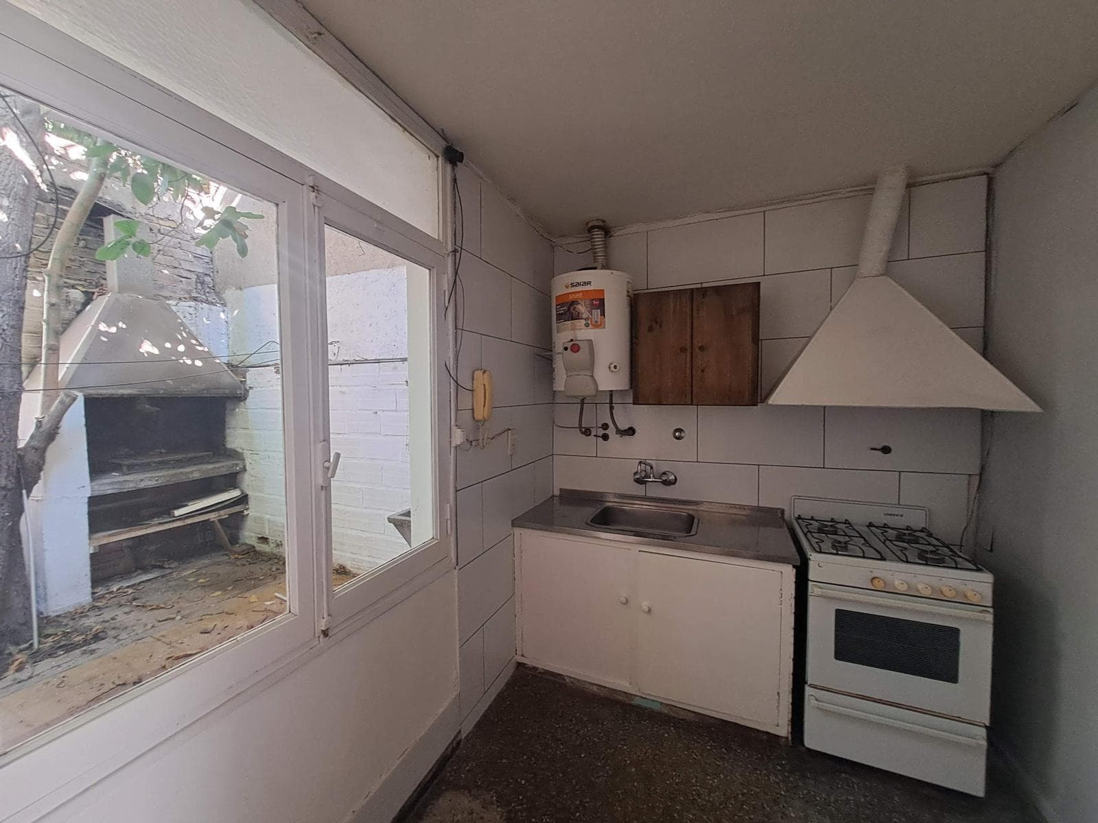 House for sale with 2 separate apartments - QUALIFIES FOR A MORTGAGE