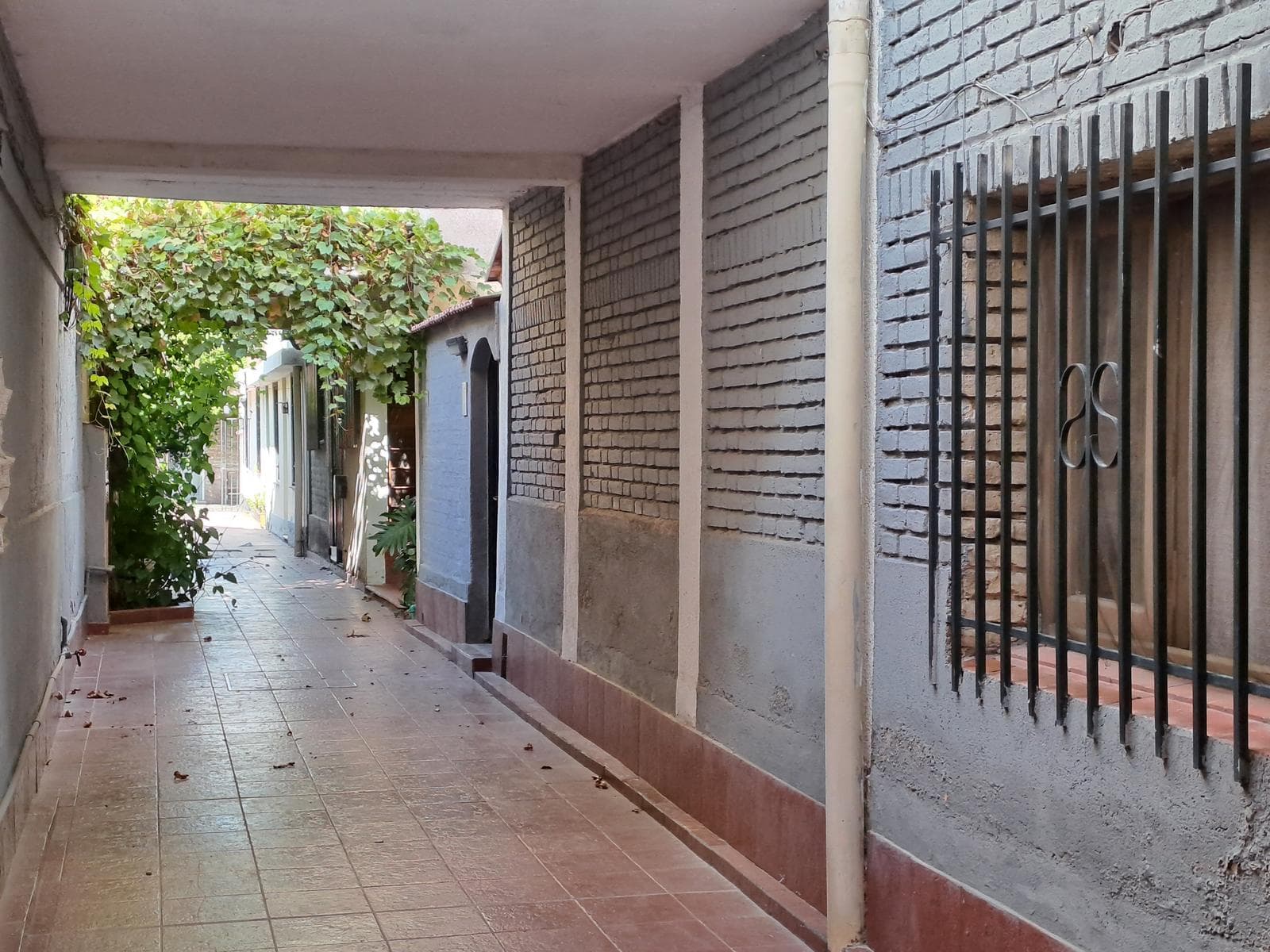 House for sale with 2 separate apartments - QUALIFIES FOR A MORTGAGE