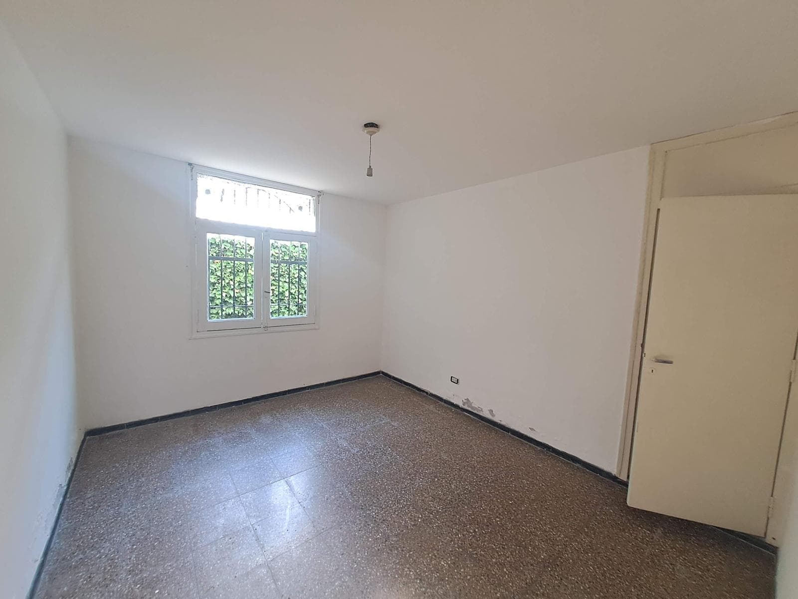 House for sale with 2 separate apartments - QUALIFIES FOR A MORTGAGE
