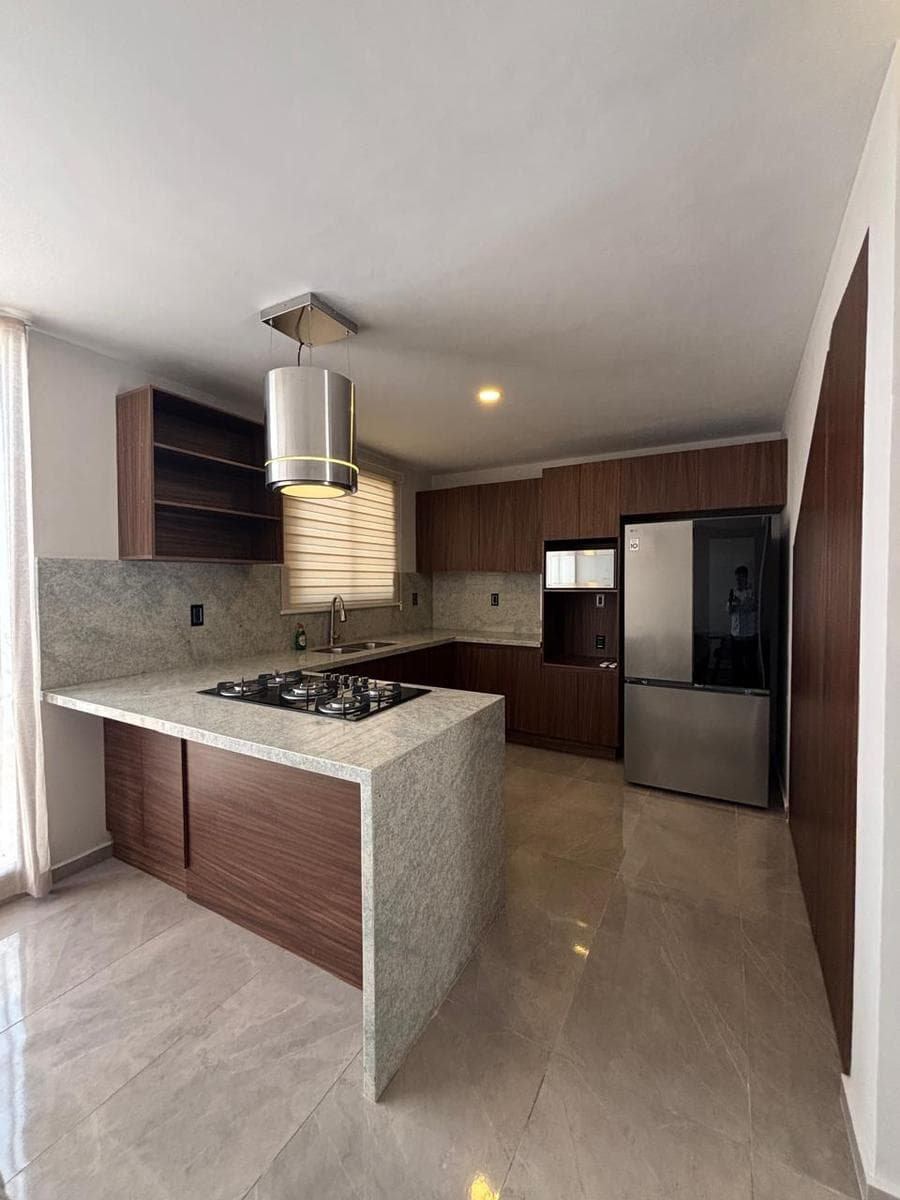 Coto Sivec House