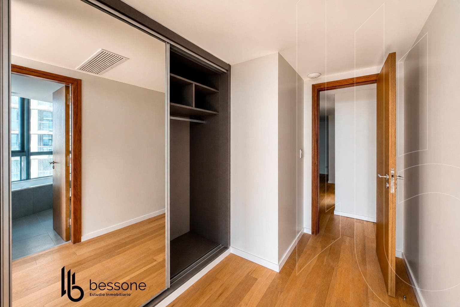 MARAL EXPLANADA APARTMENT