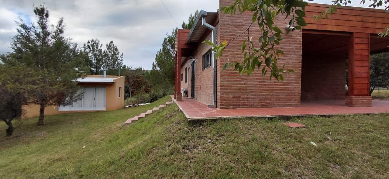 House in Villa Giardino