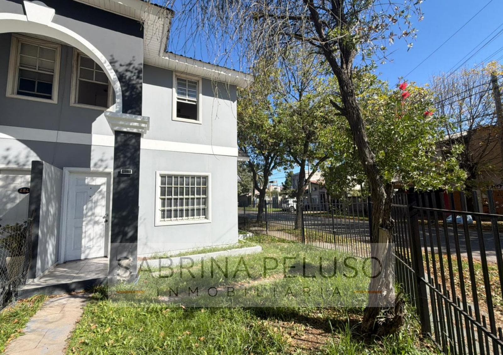 Corner Duplex for Sale – Arcos del Oeste | Moreno | 3 Bedrooms | Deed | Open to Offers