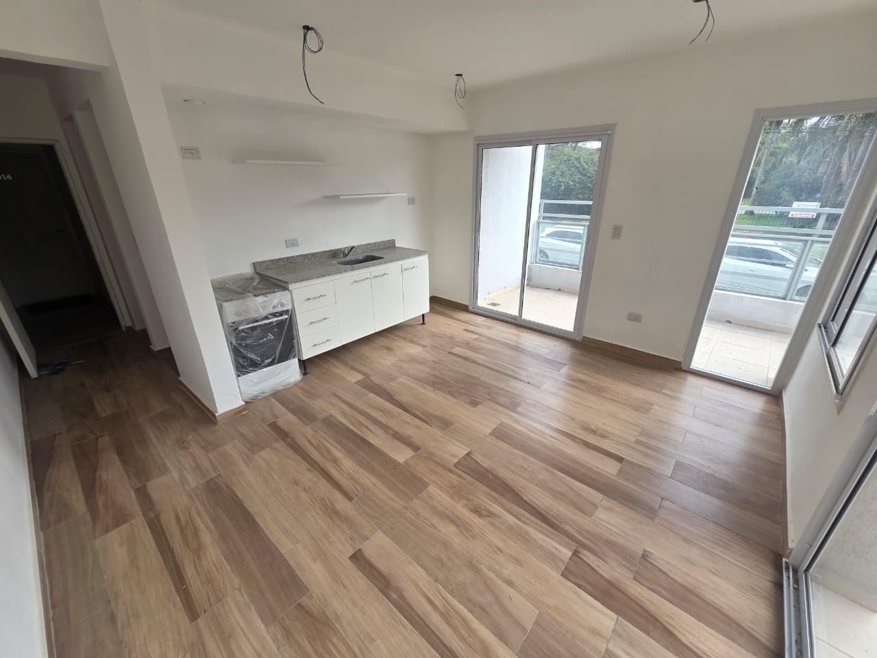 For Rent | Ground-Floor Apartment - 2 Rooms with Private Garden - Corner Building on Pagano Street