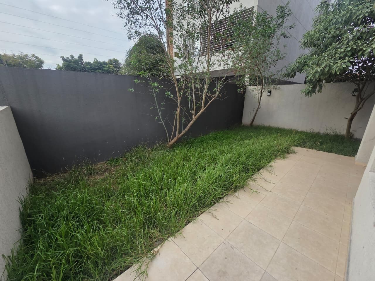 For Rent | Ground-Floor Apartment - 2 Rooms with Private Garden - Corner Building on Pagano Street