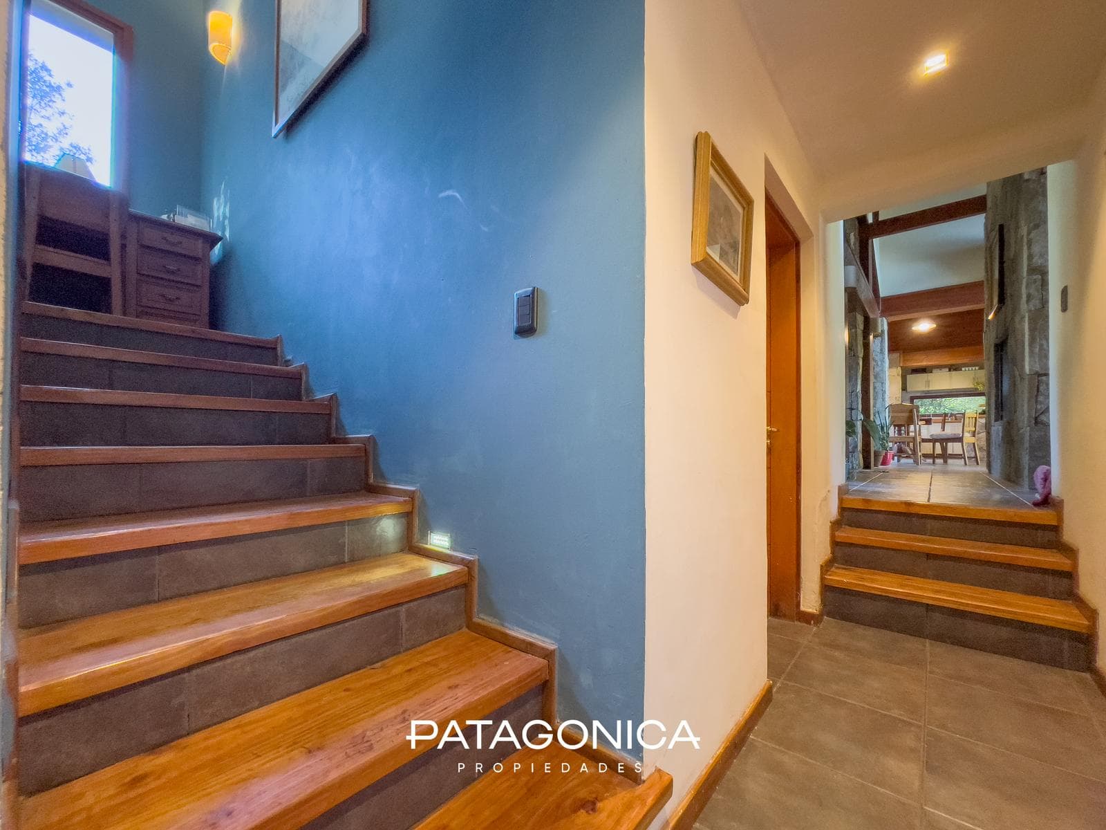 HOUSE FOR SALE: 140 m², on a 1781 m² lot; Penthouse in the RUCA HUE Gated Community, Villa La Angostura