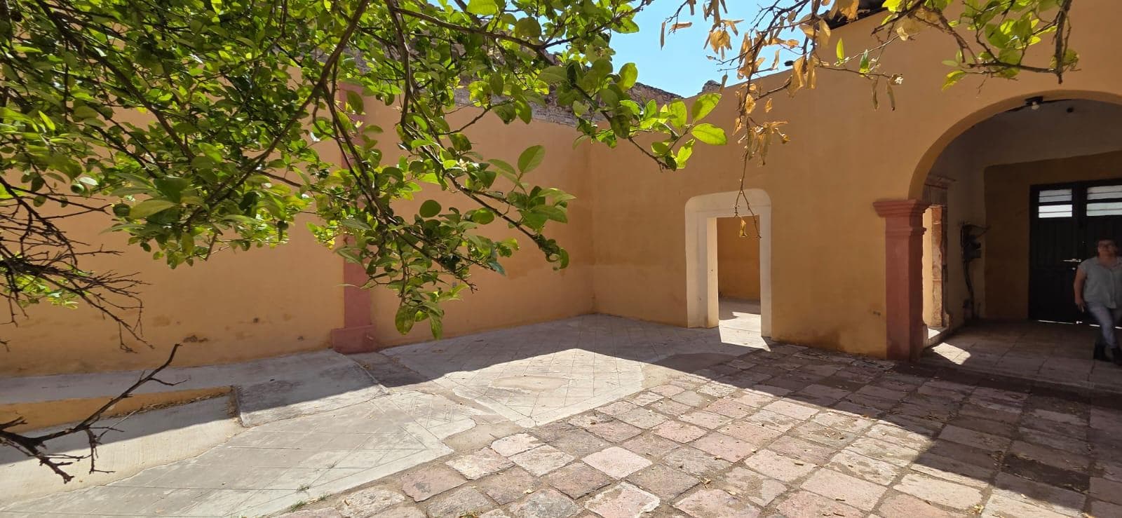 HOUSE FOR SALE, HISTORIC DOWNTOWN