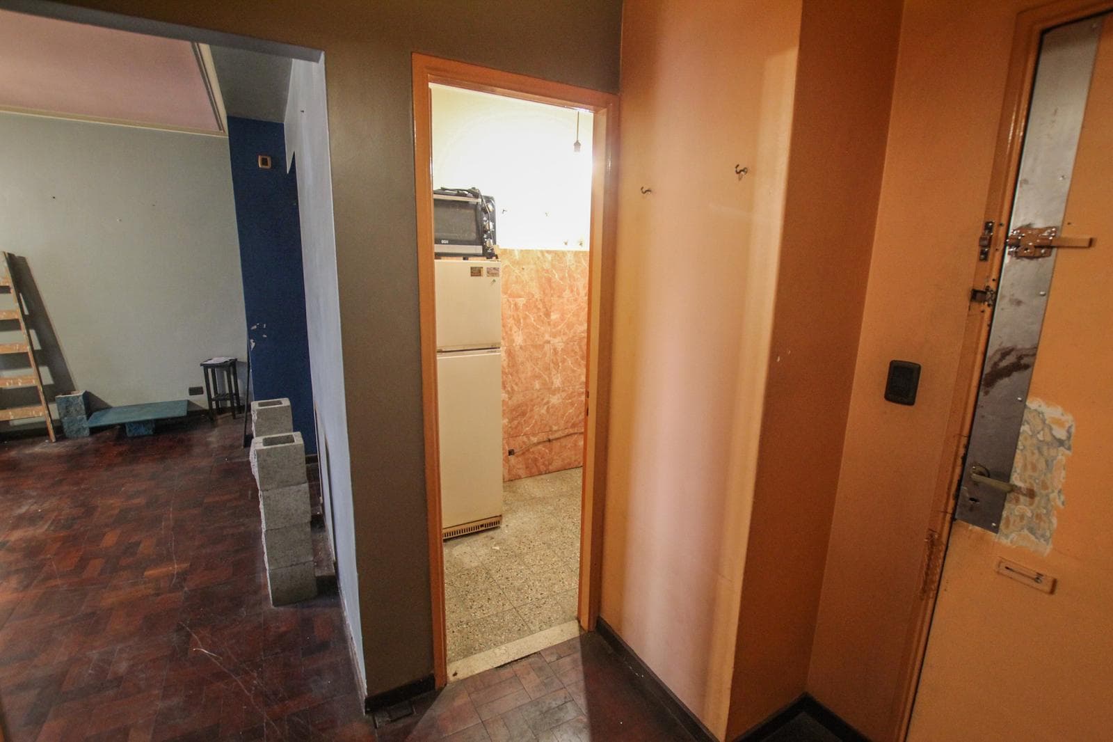 2-room apartment for sale in Floresta, in need of renovation, good location, eligible for financing, 60 m²