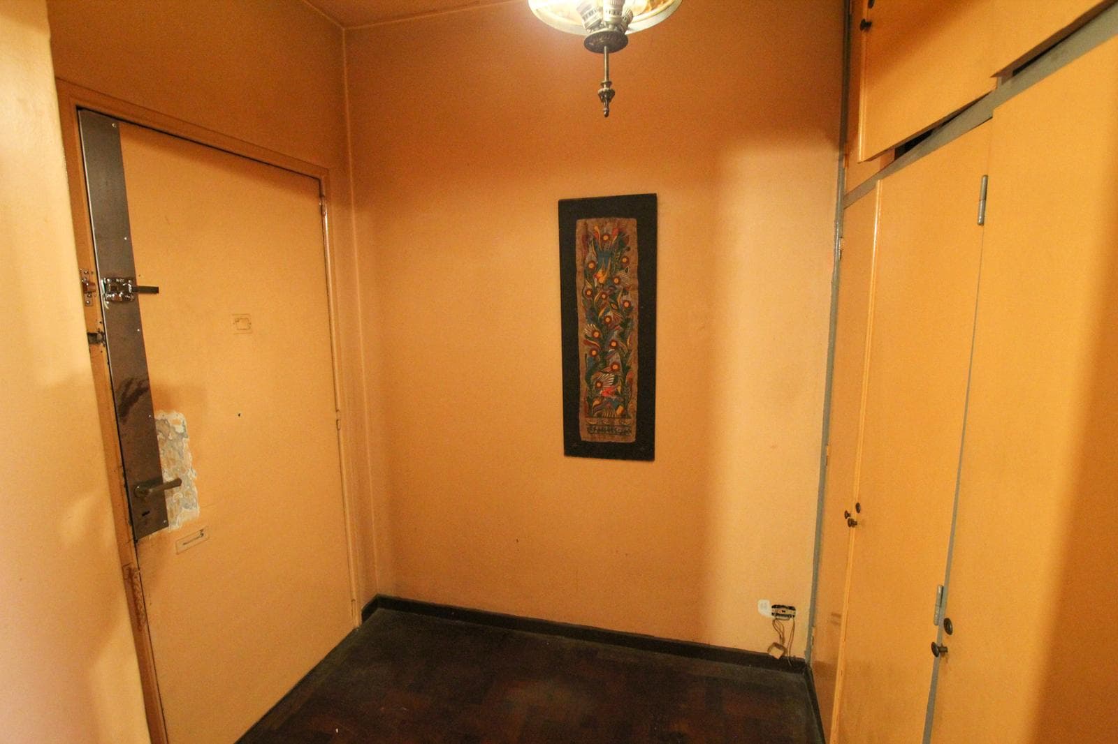 2-room apartment for sale in Floresta, in need of renovation, good location, eligible for financing, 60 m²