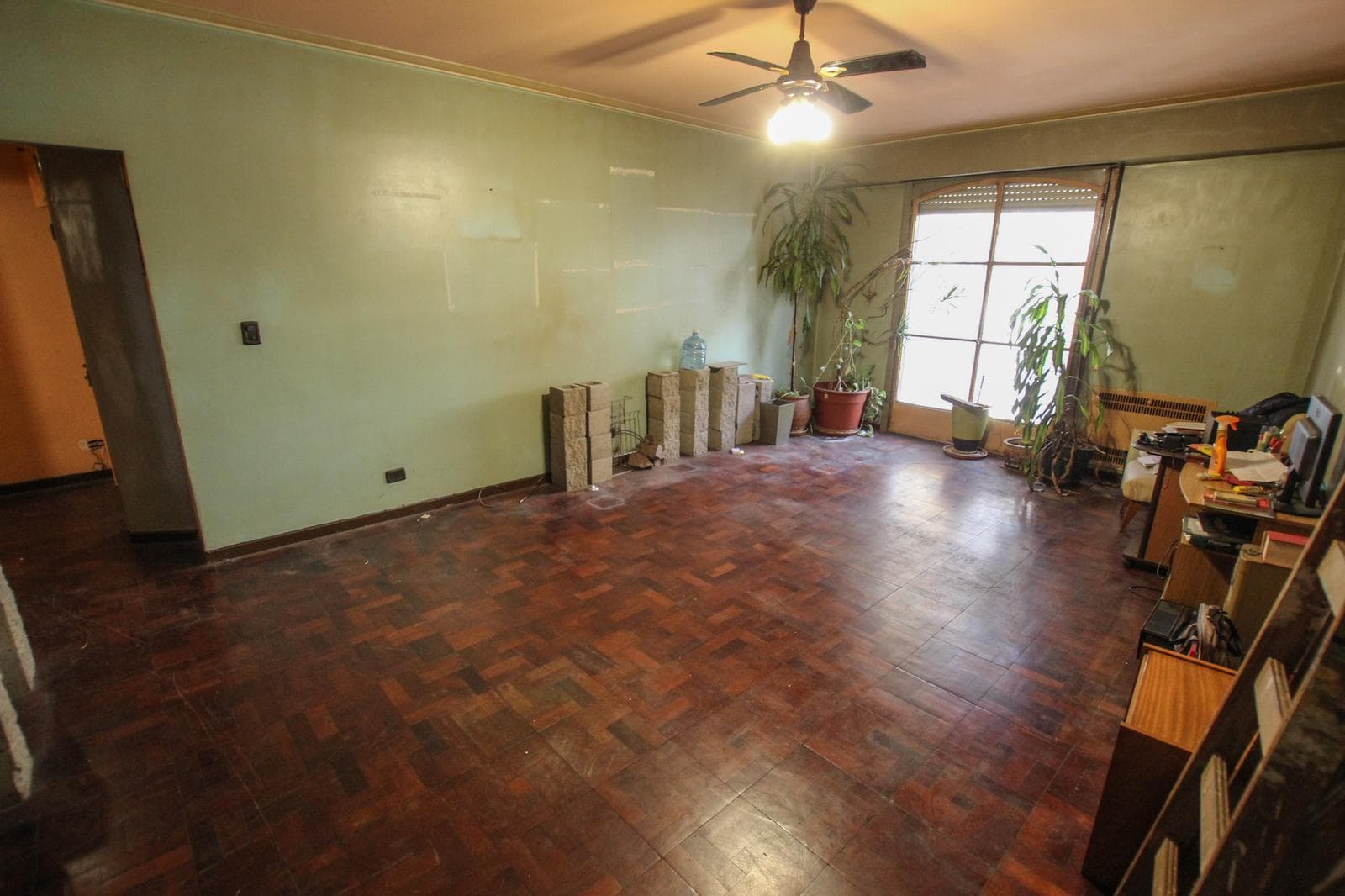 2-room apartment for sale in Floresta, in need of renovation, good location, eligible for financing, 60 m²
